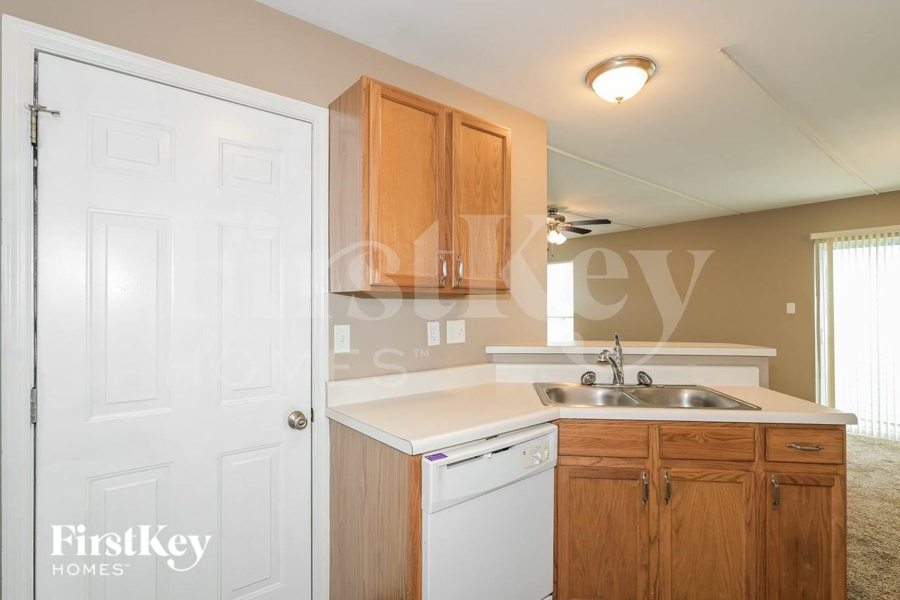 1266 Garden Village Dr - Photo 7 of 19