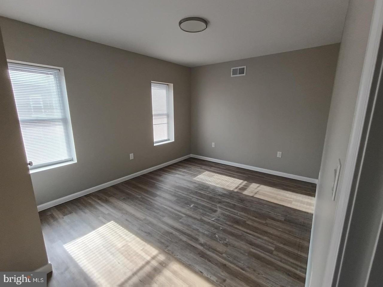 918 N Markoe St - Photo 6 of 10
