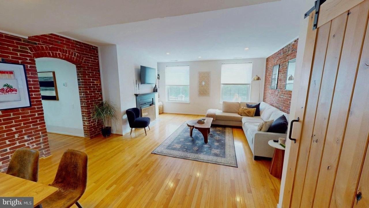 10222 Church St #304 - Photo 2 of 13