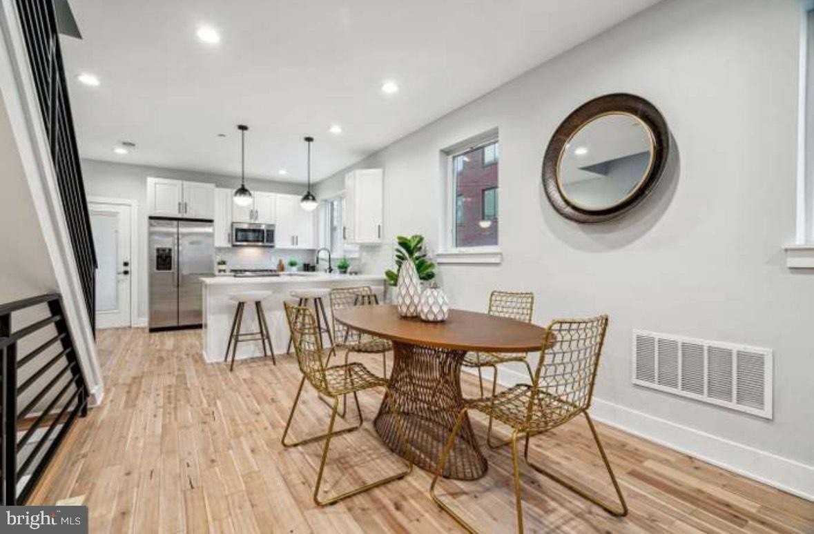 2612 Trenton Ave - Photo 3 of 26
