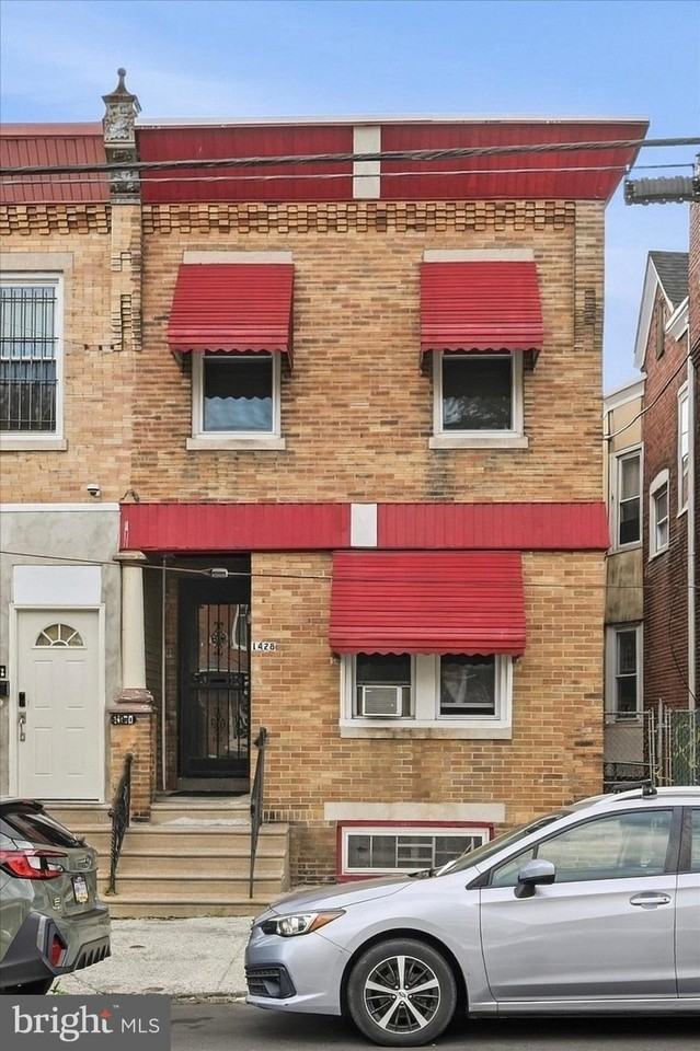 1428 S 51st St #2 - Photo 2 of 26