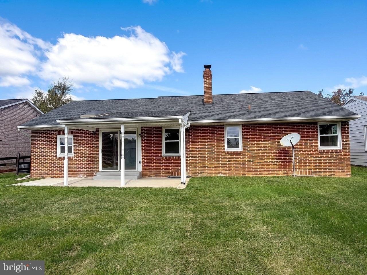 302 Diller Rd - Photo 2 of 20