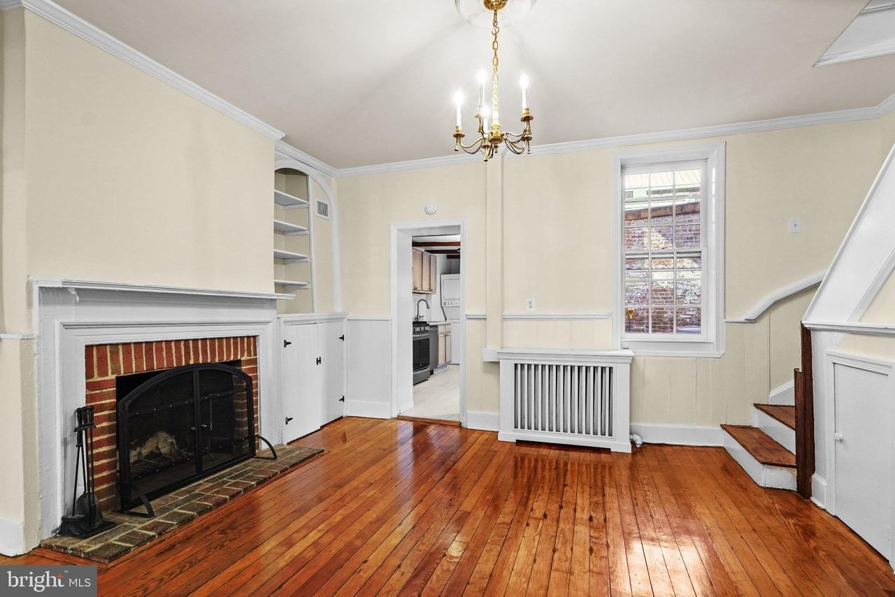 105 Prince St - Photo 7 of 35