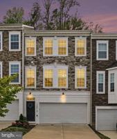featured image of 1327 Gilmore St
