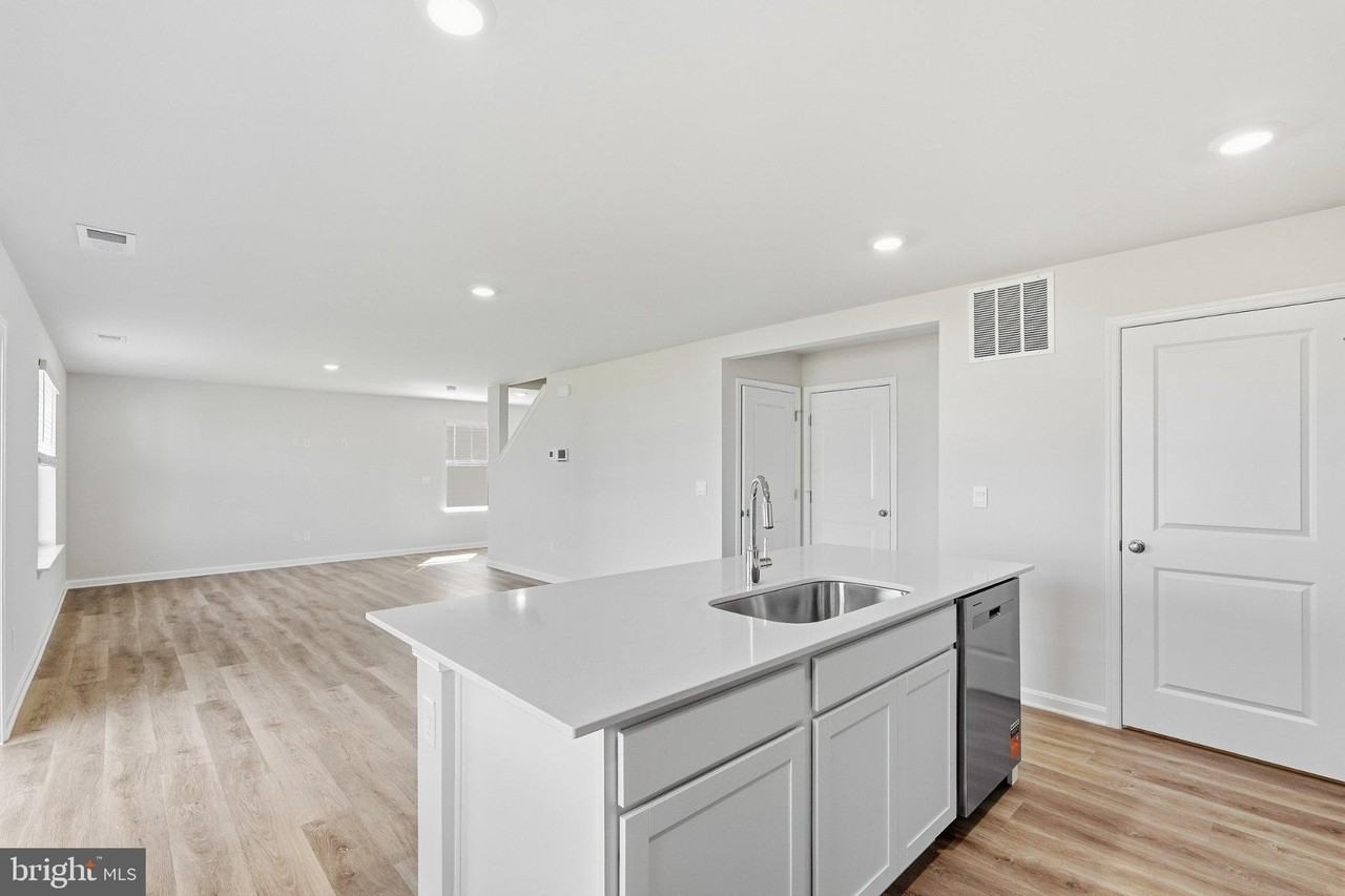 130 Bookers Crest Dr - Photo 3 of 24