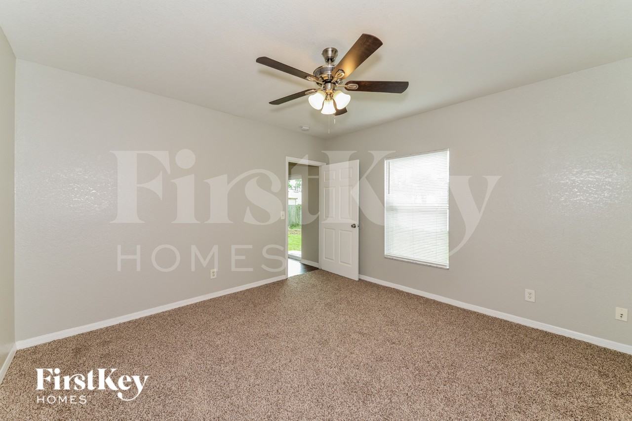 1057 Cassia St - Photo 7 of 16
