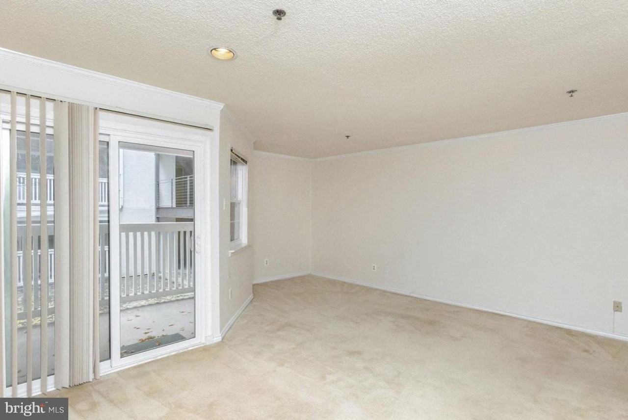 1504 Lincoln Way #108 - Photo 3 of 9