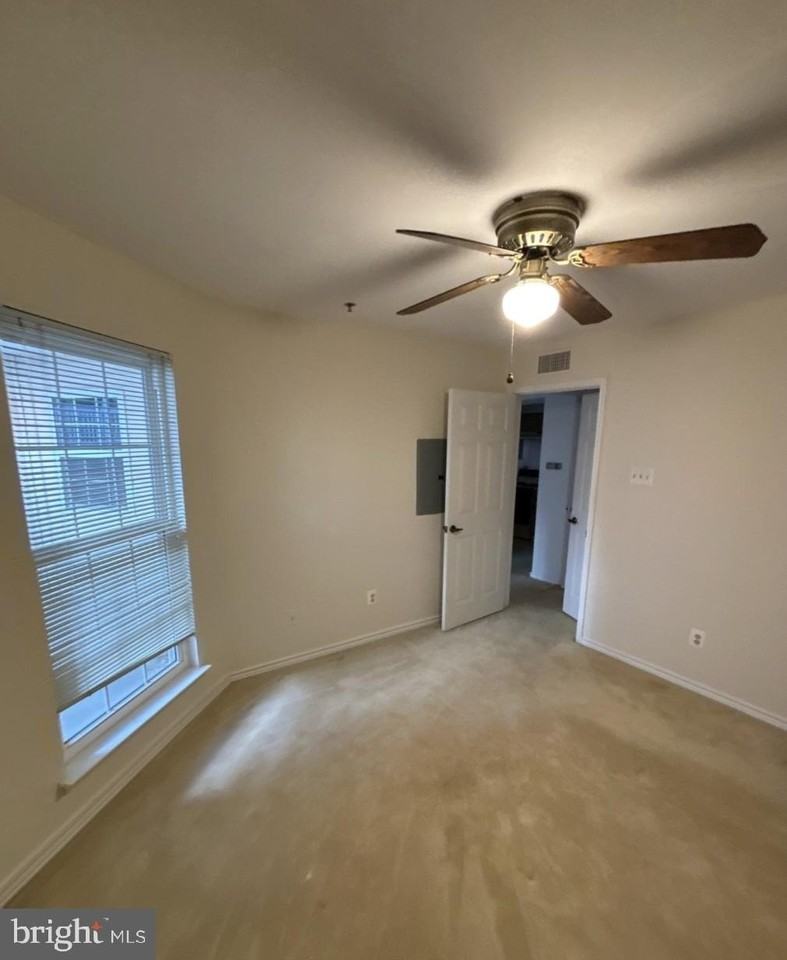 1504 Lincoln Way #108 - Photo 6 of 9