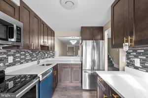 featured image of 6185 Little Valley Way