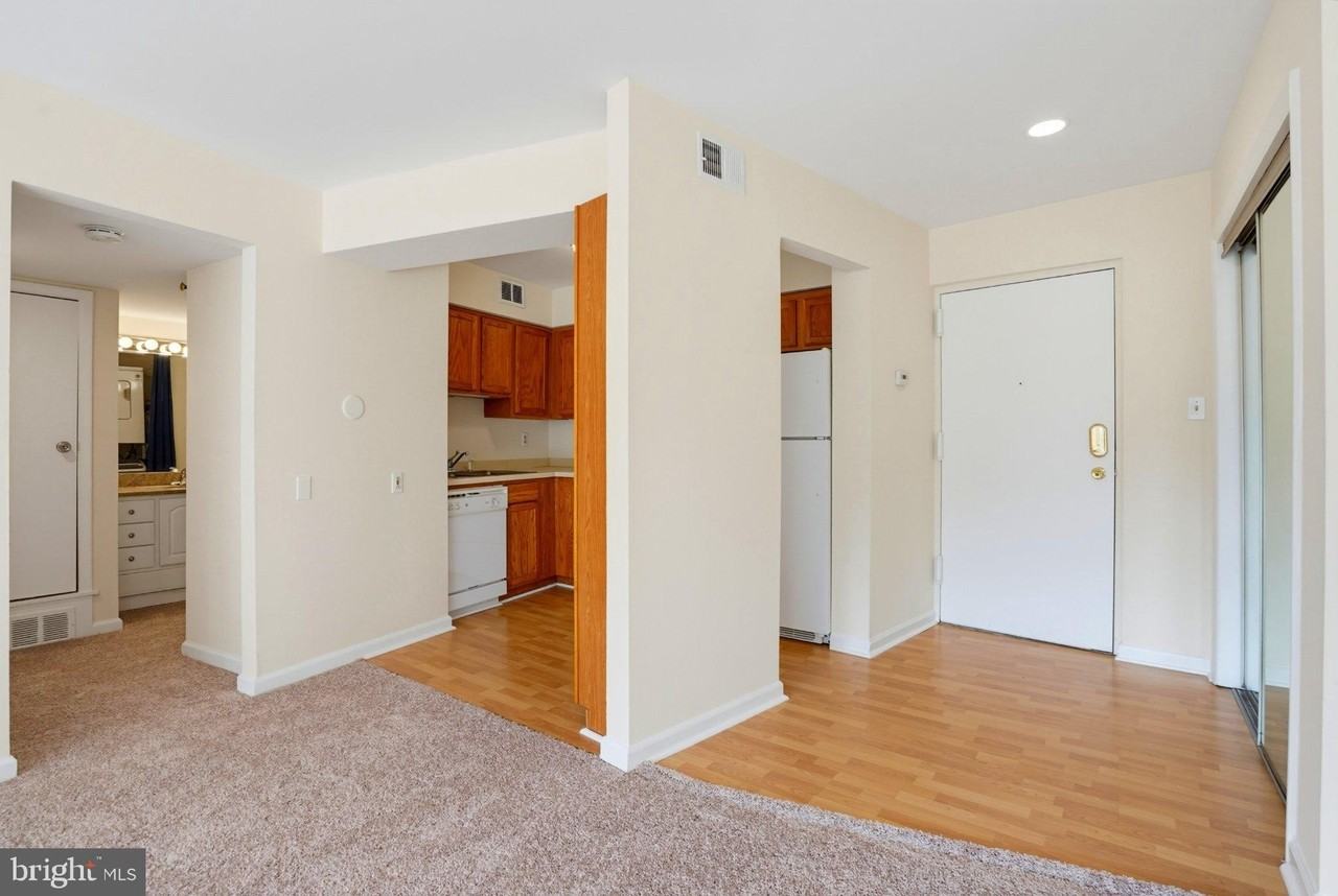 5800 Royal Ridge Dr #T - Photo 5 of 12