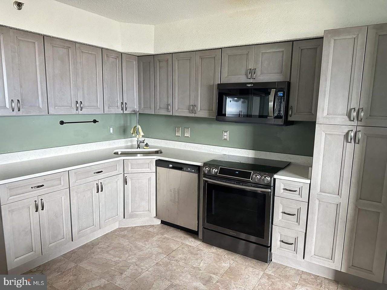3709 S George Mason Dr #1608 - Photo 7 of 26