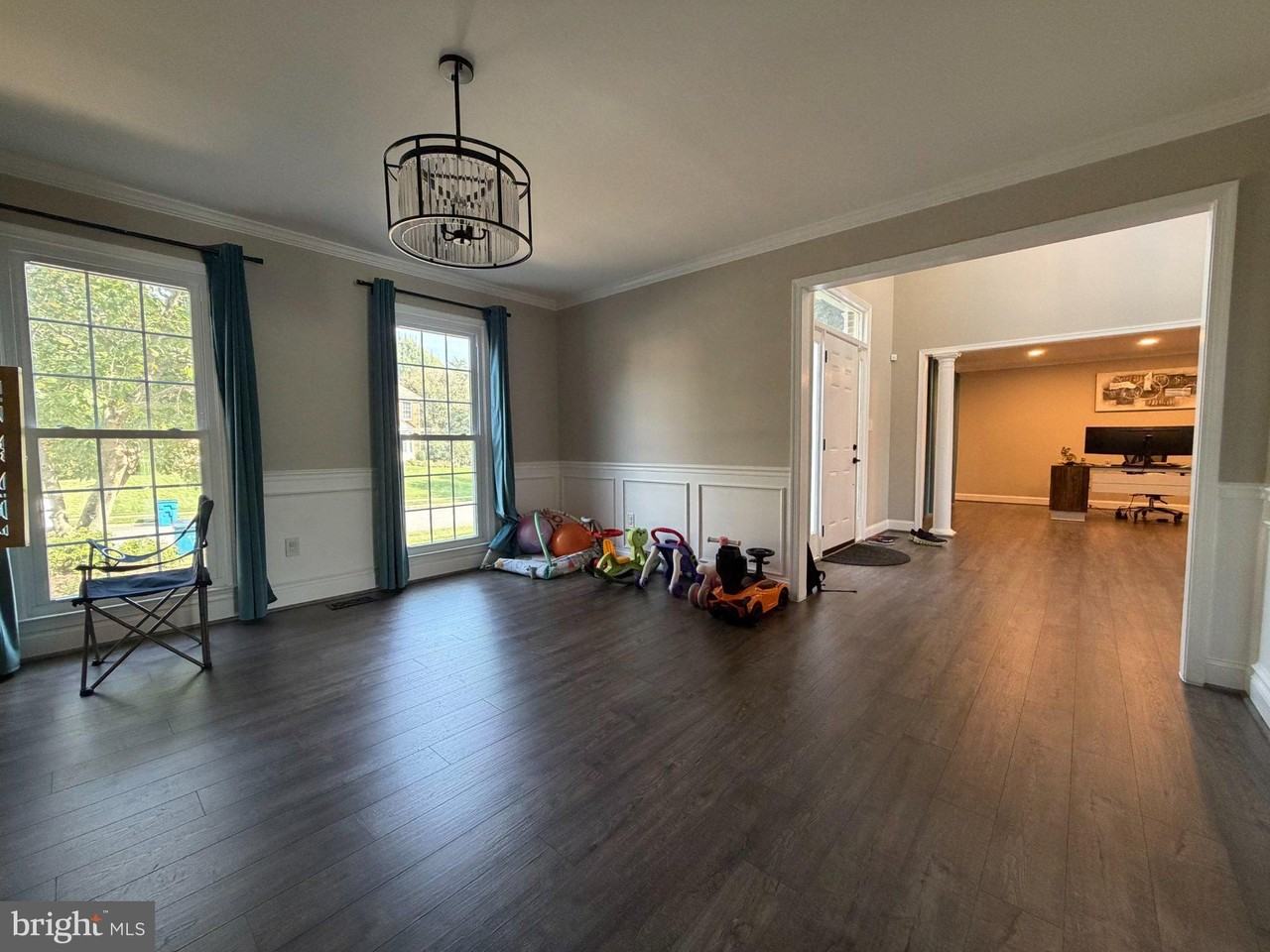 8312 Ivy Green Rd - Photo 4 of 37