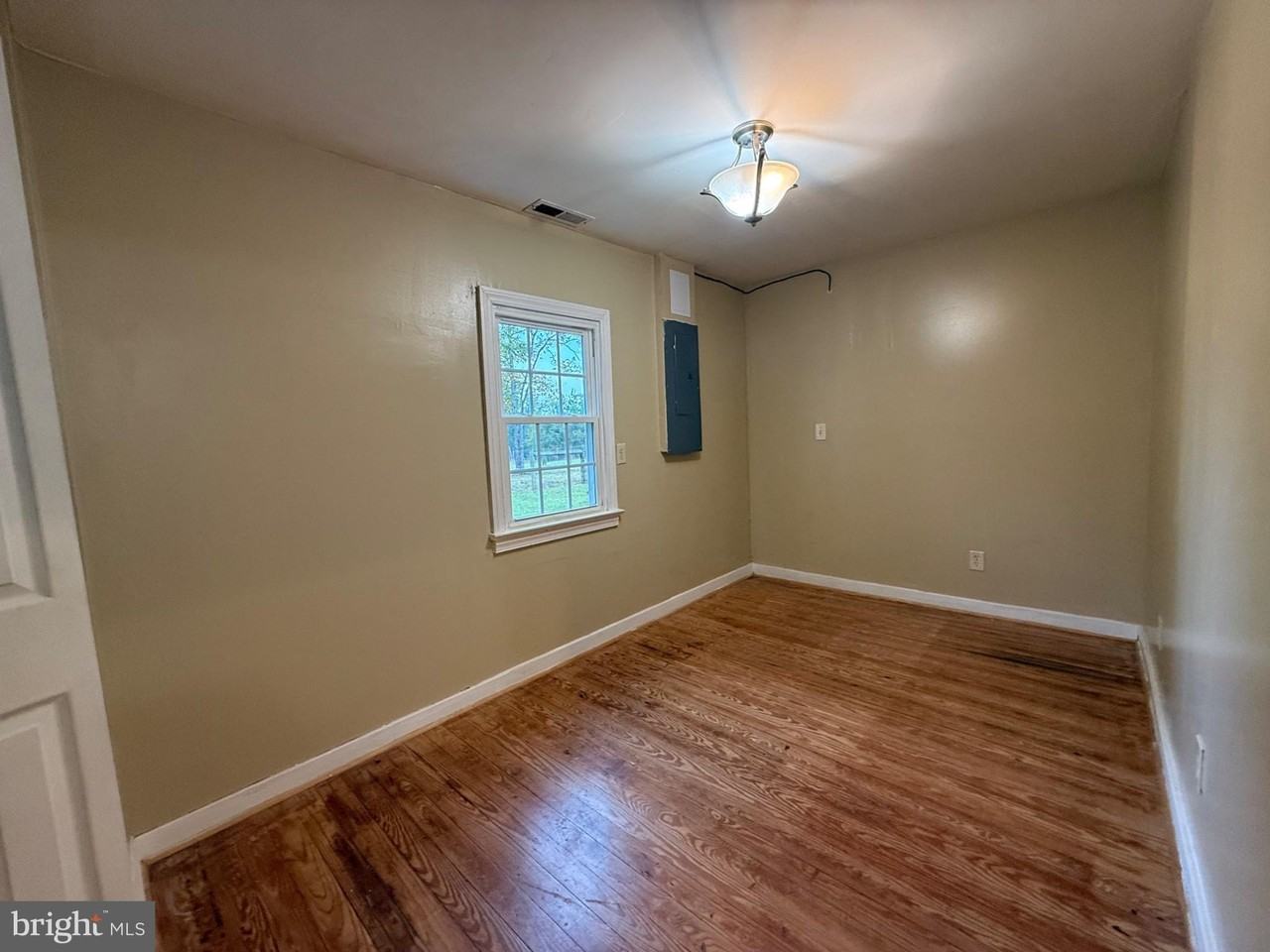 414 John Tucker Rd - Photo 7 of 11