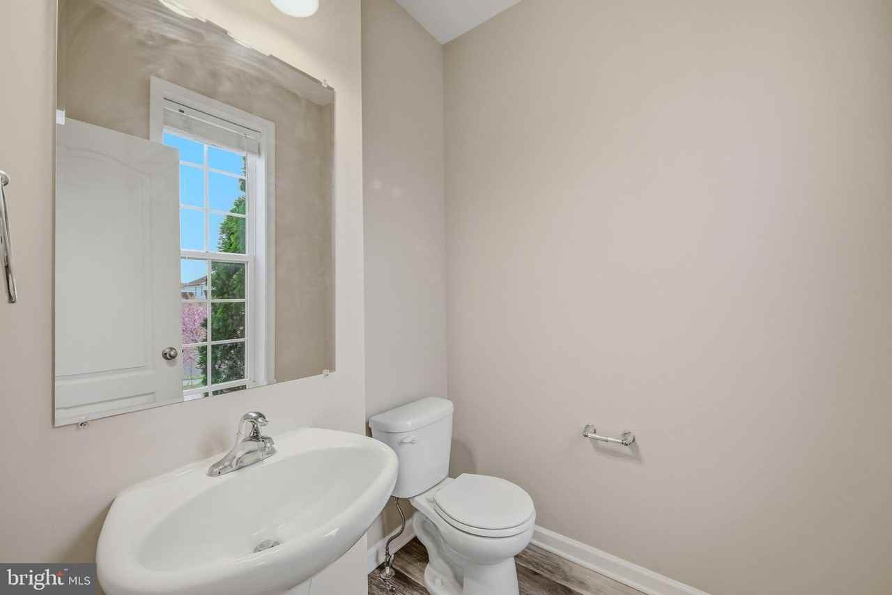 30 Pappy Ct - Photo 6 of 47