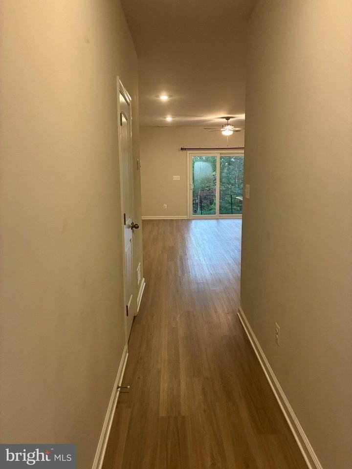 19 Bloomsbury St - Photo 4 of 32