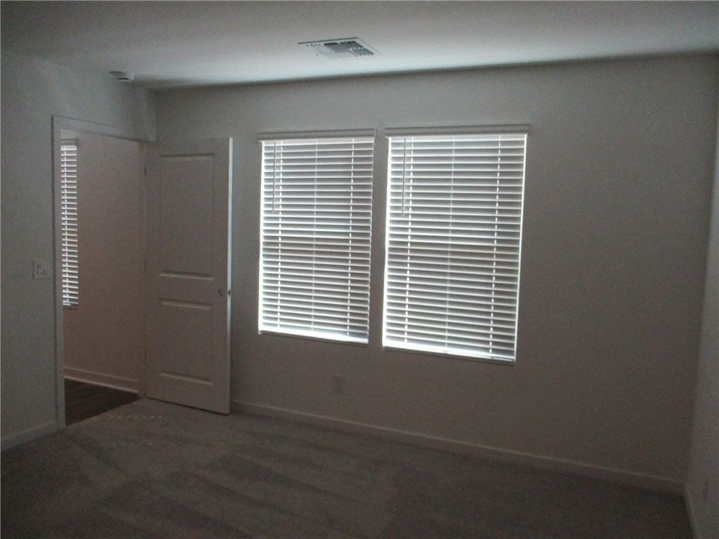 2282 Sarah Pl - Photo 7 of 16