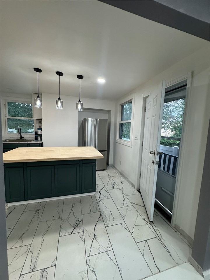 1385 5th Ave - Photo 7 of 23