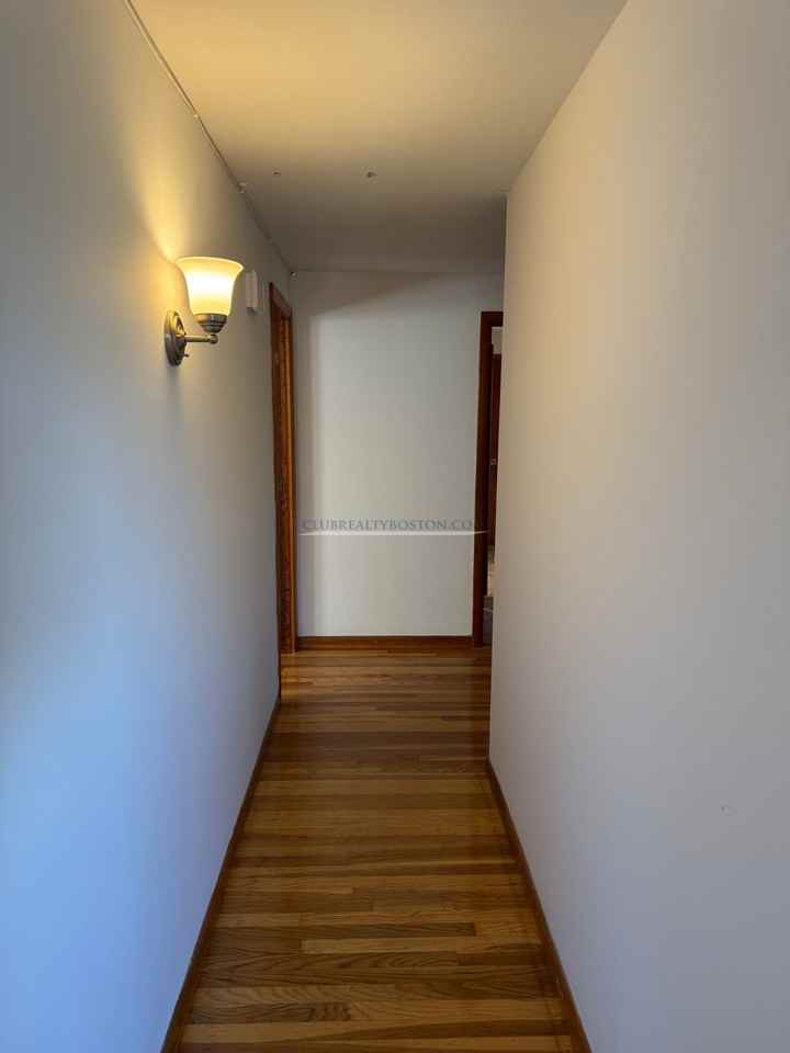 82 Dunboy St #2 - Photo 6 of 30