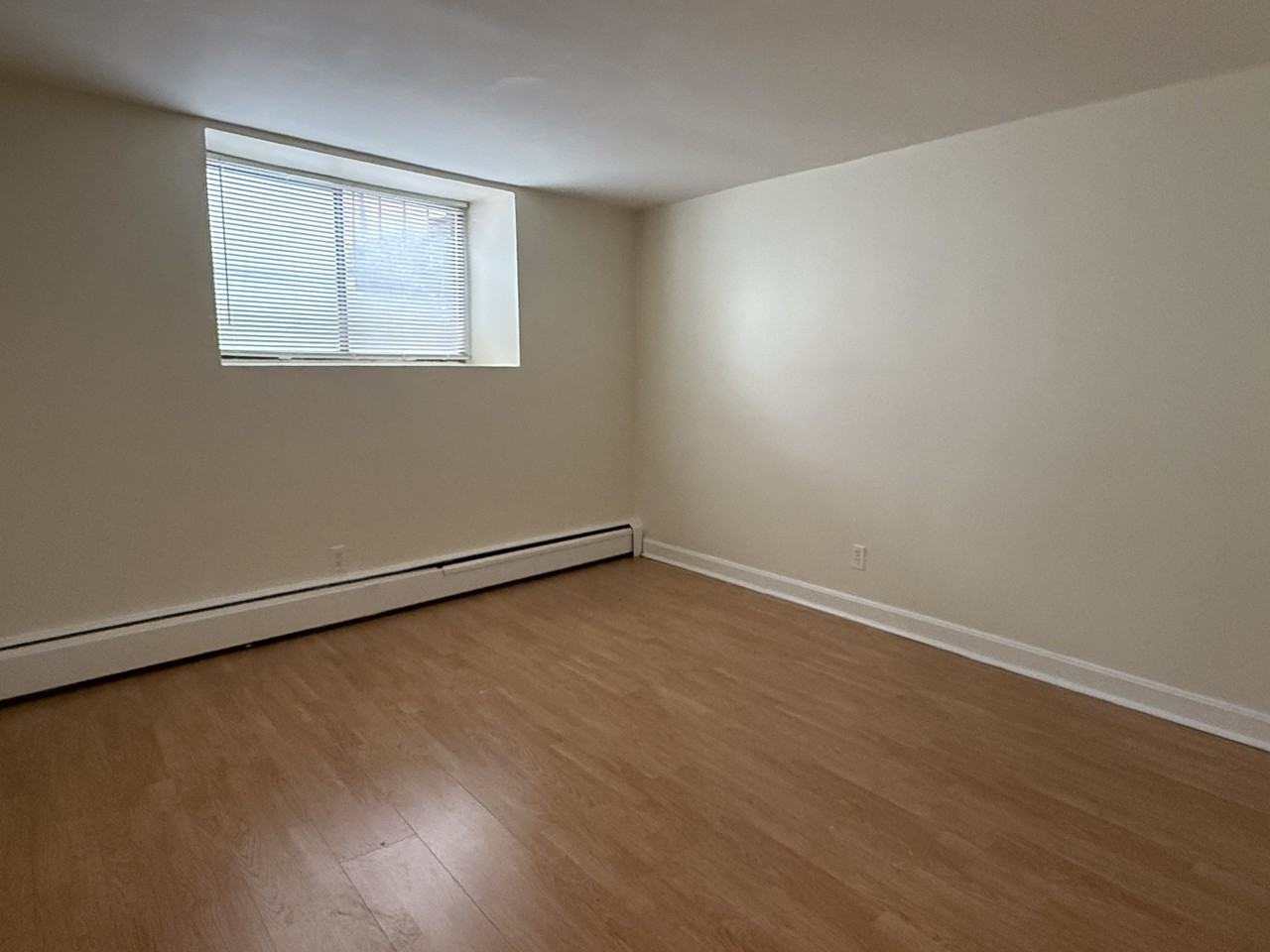 100 Lanark Rd #14 - Photo 2 of 13
