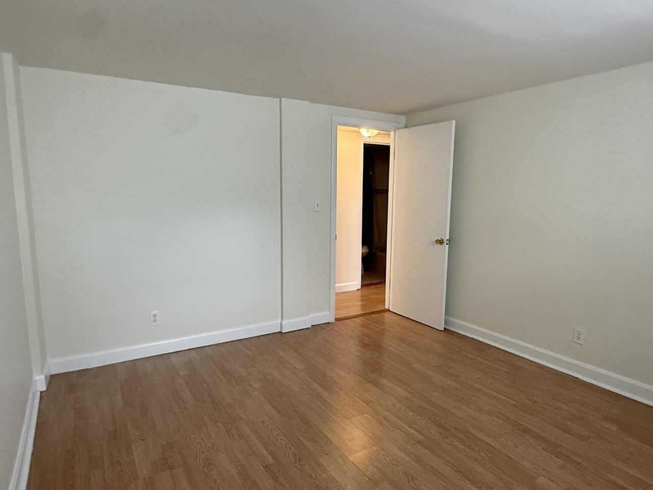100 Lanark Rd #14 - Photo 3 of 13
