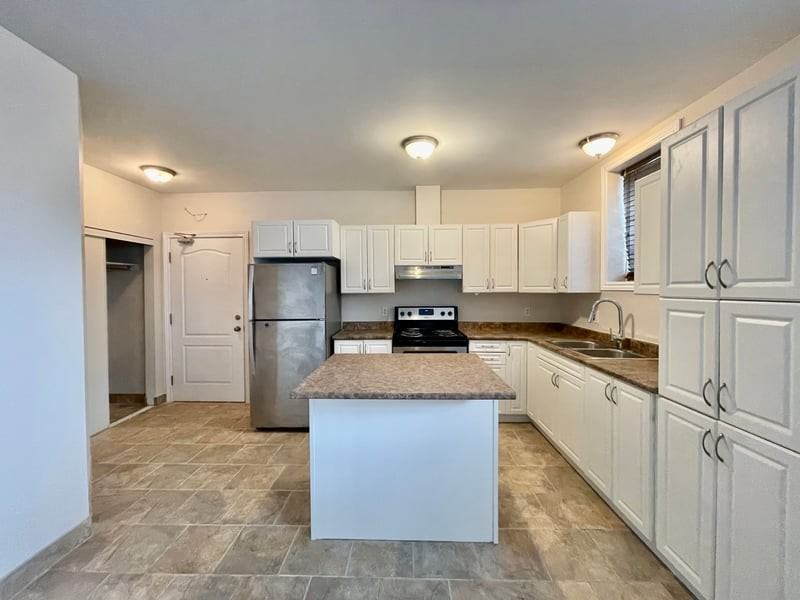 897 Notre Dame St #11 - Photo 2 of 10