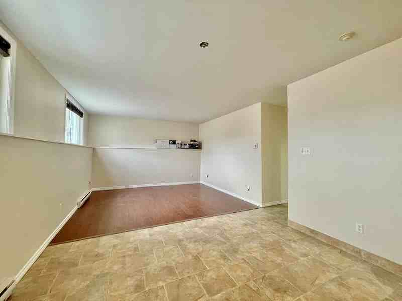 897 Notre Dame St #11 - Photo 3 of 10