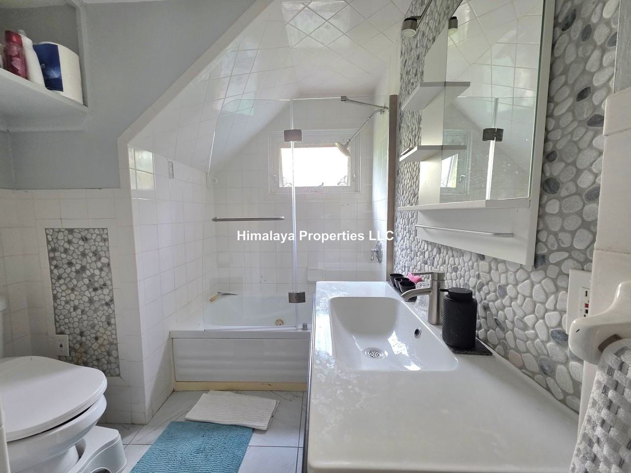 47 Barnard Ave - Photo 5 of 12
