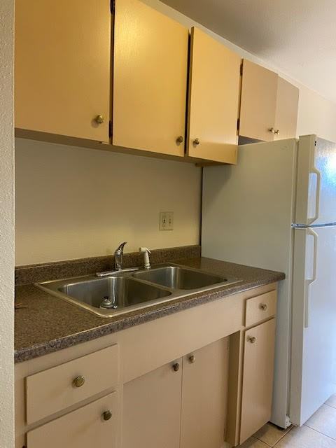 9029 35th Ave Sw #306 - Photo 5 of 8