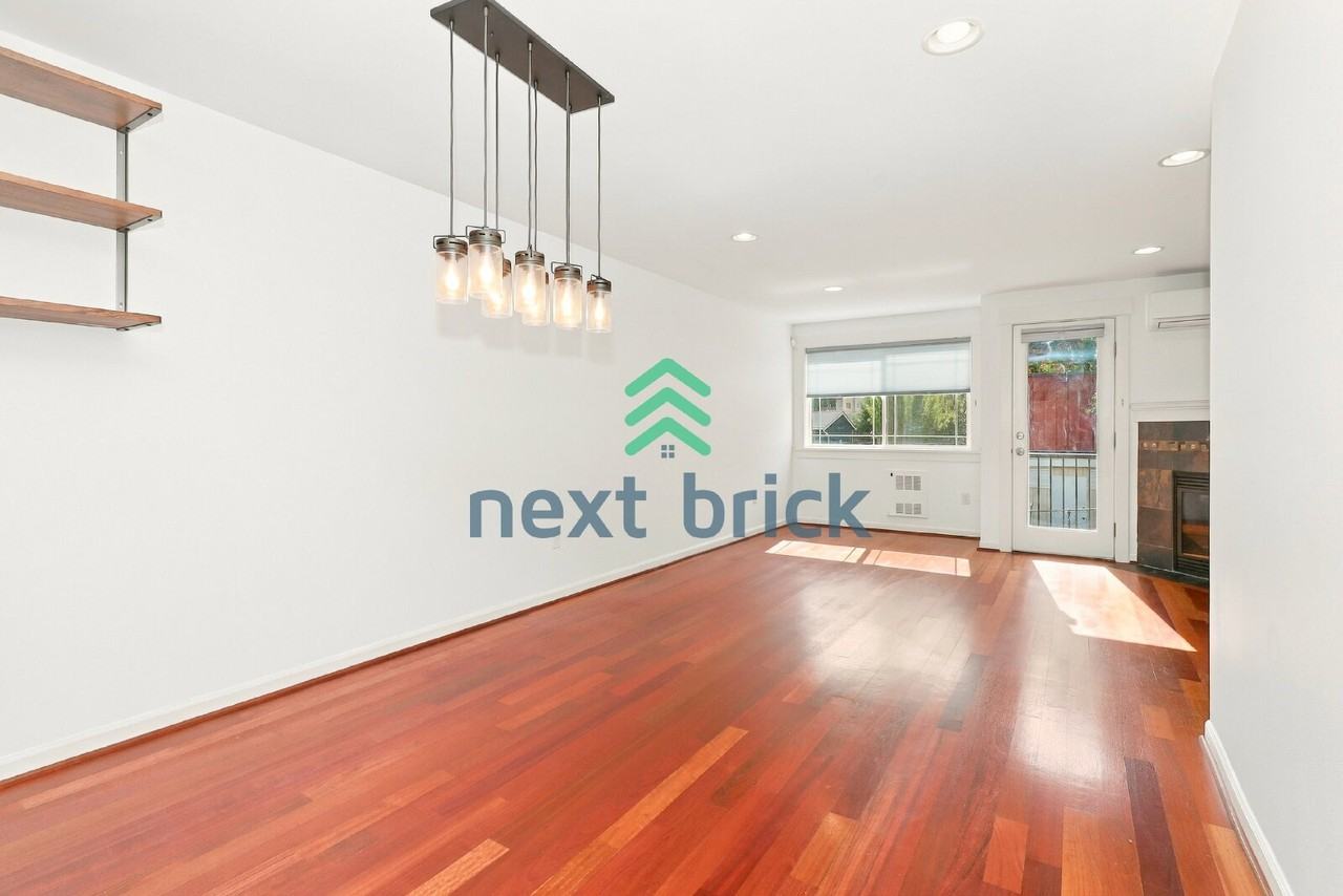 2715 W Jameson St #B - Photo 4 of 28