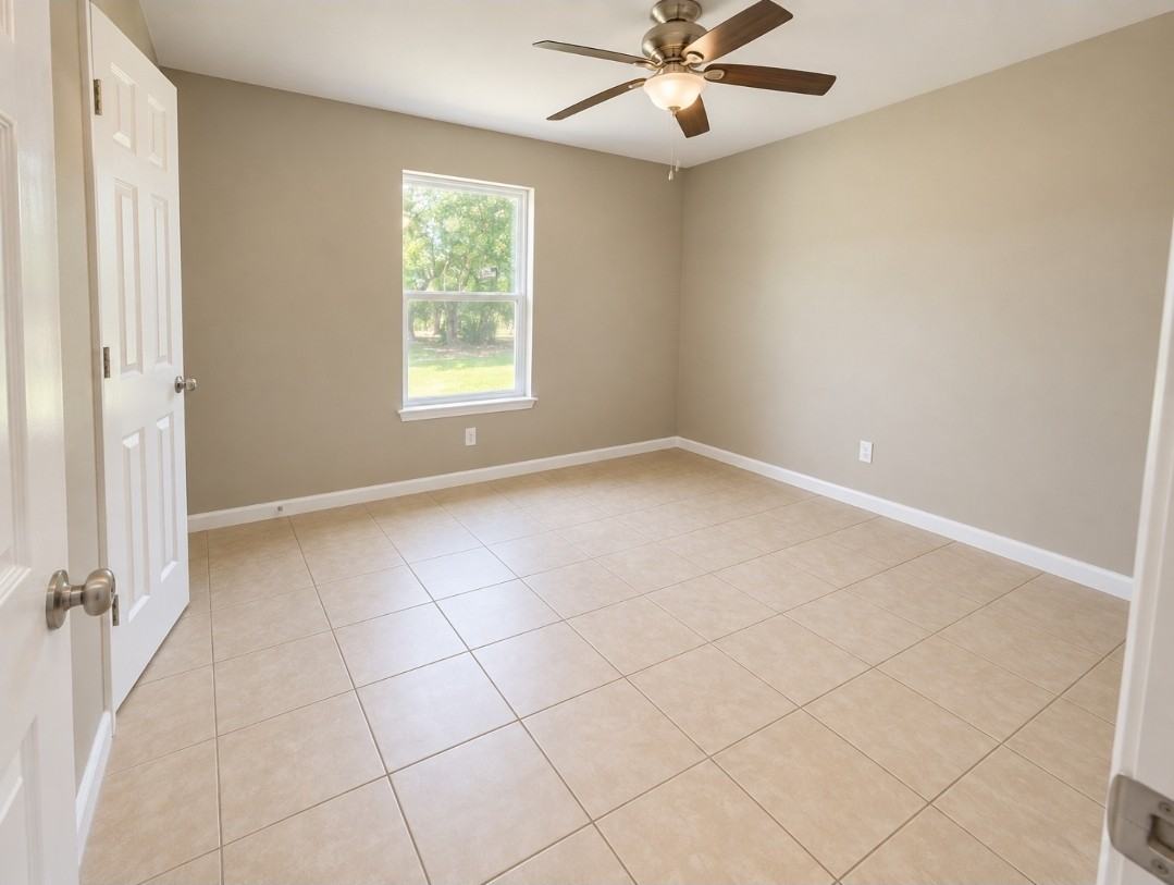 25155 Lavinia Ave #A - Photo 7 of 9