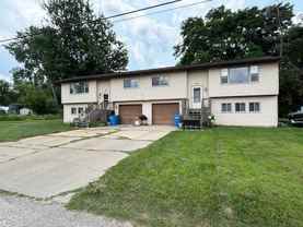 821 Island Ct - Photo 1 of 1