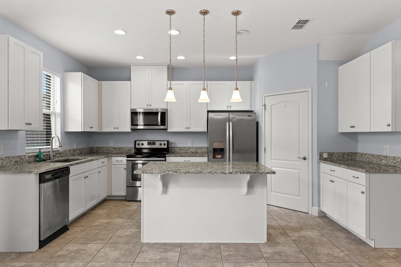 13963 Arclid St - Photo 4 of 26