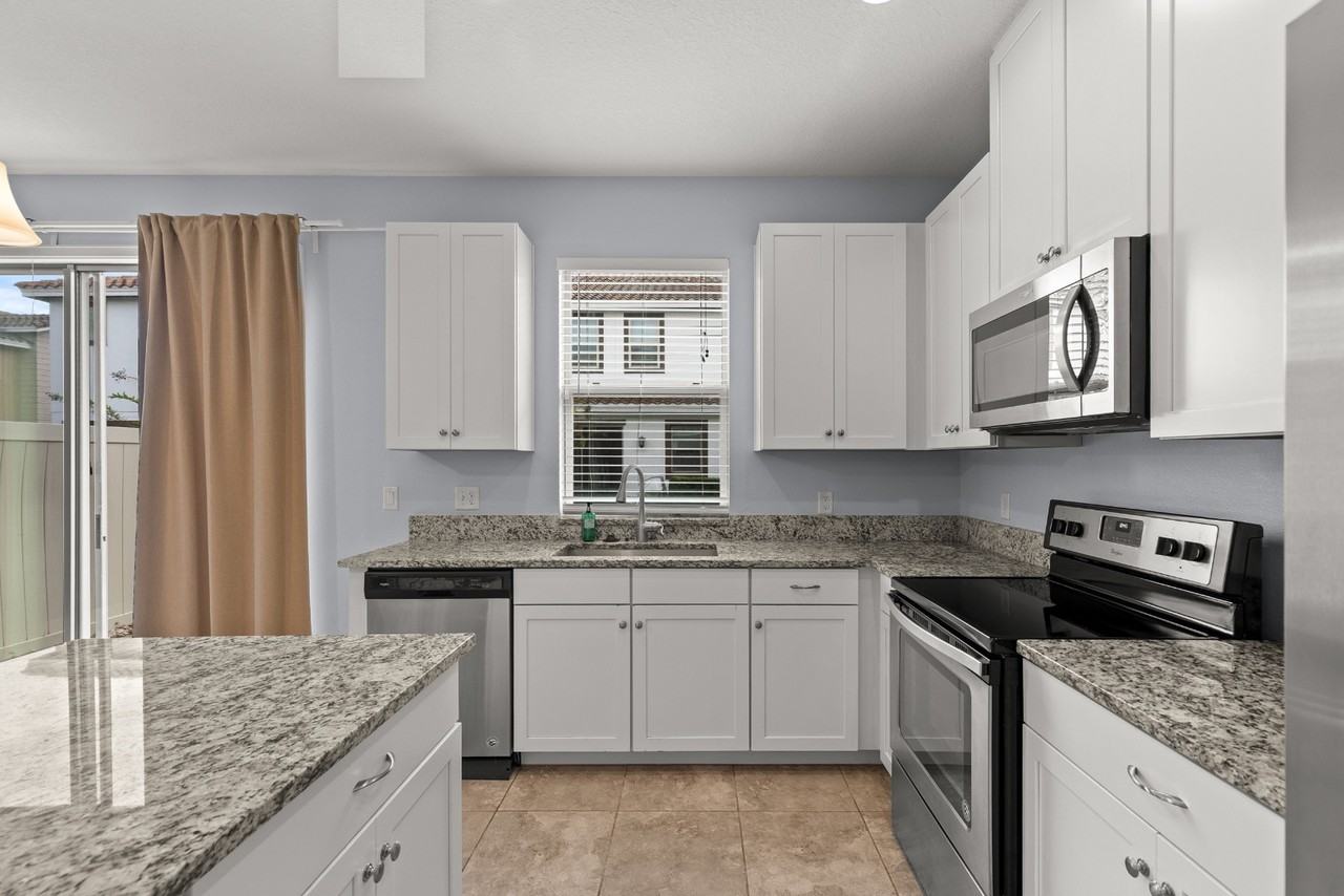 13963 Arclid St - Photo 6 of 26