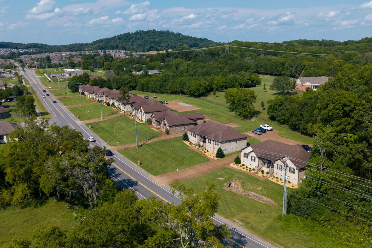 362 Big Station Camp Blvd #A - Photo 3 of 26