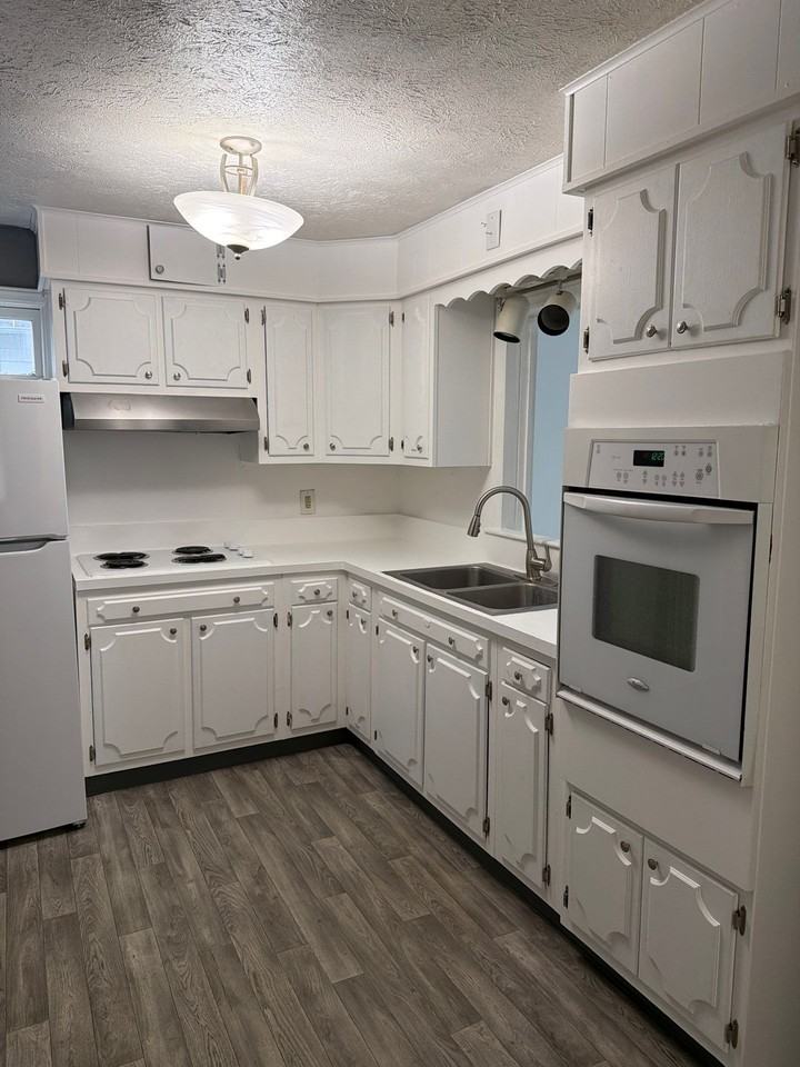 1401 E Dayton St - Photo 3 of 13