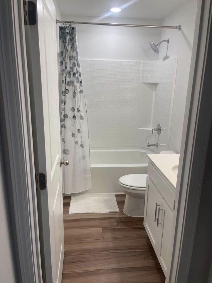 216 Winding River Dr - Photo 5 of 9
