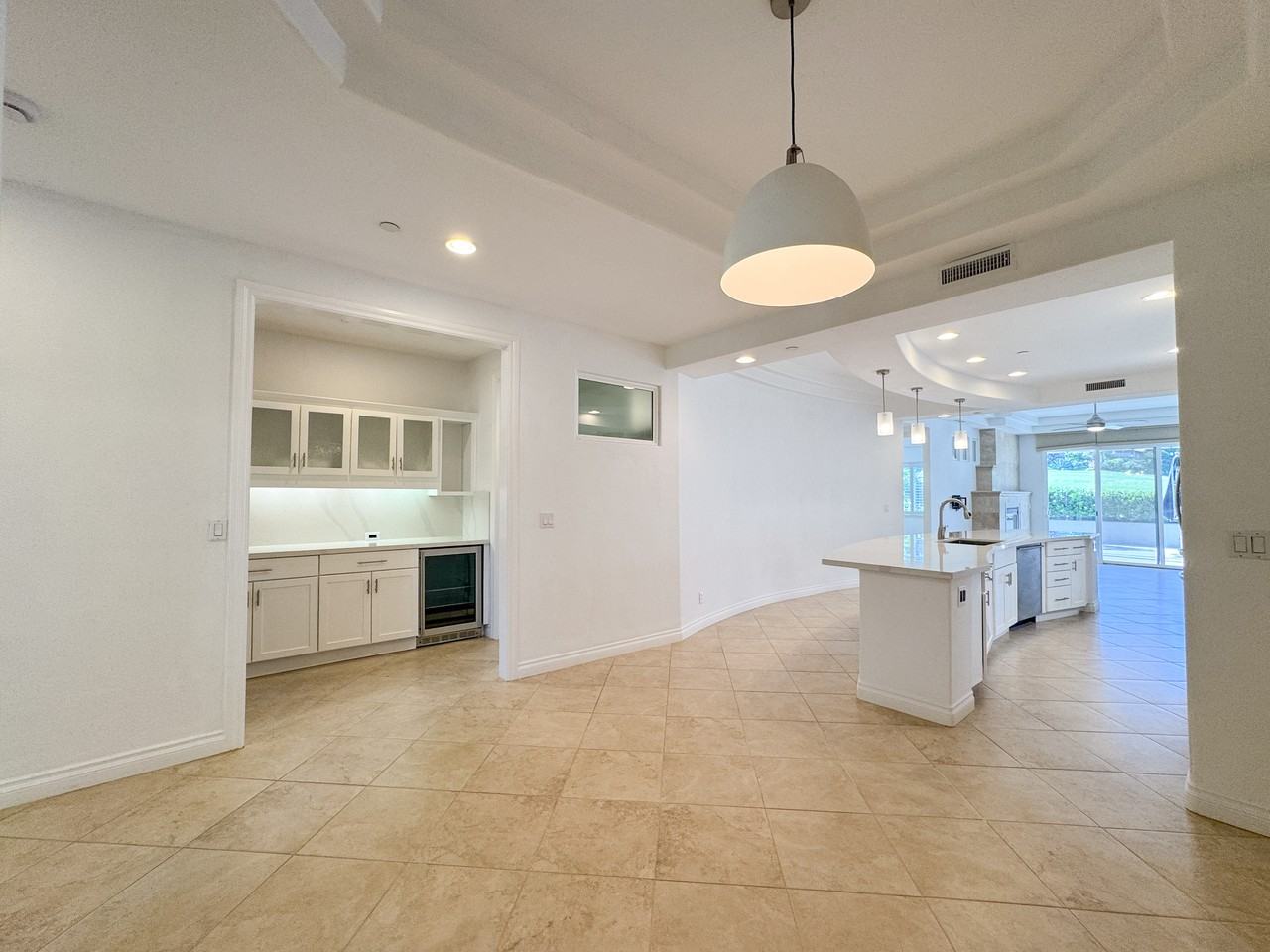 2523 Navarra Dr #103 - Photo 7 of 36