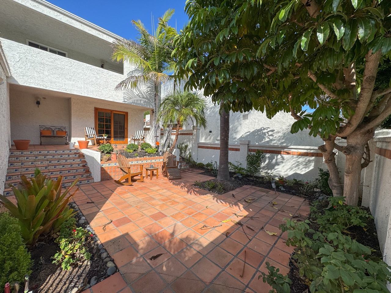 14018 Mango Dr - Photo 2 of 39