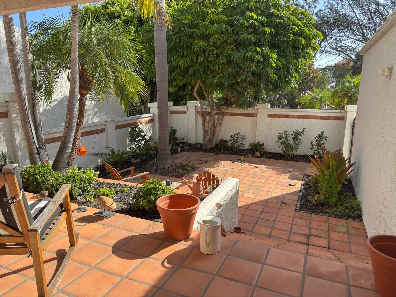 14018 Mango Dr - Photo 4 of 39