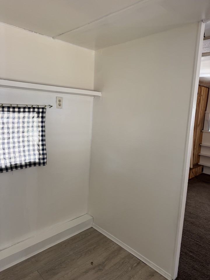 4013 Canal St - Photo 4 of 11
