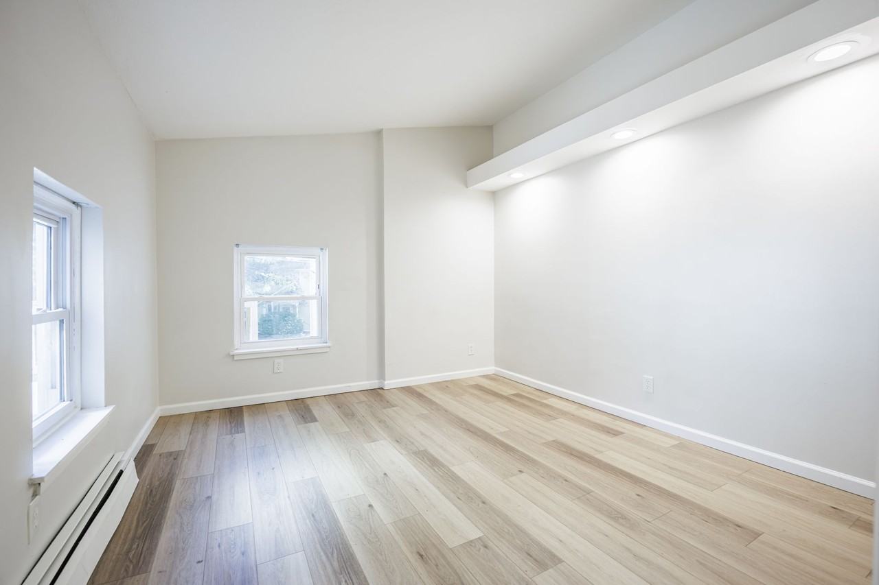 361 Broadway #6 - Photo 6 of 12