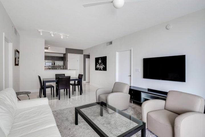 550 Okeechobee Boulevard - Photo 3 of 8