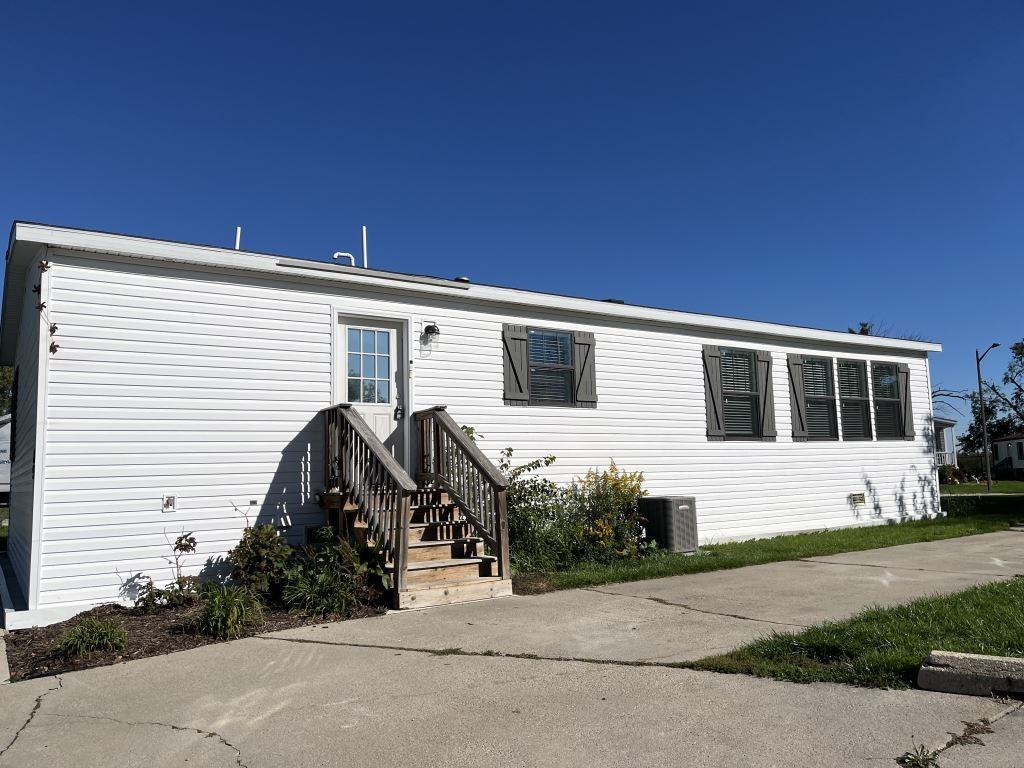 89 Robin Rd - Photo 2 of 22
