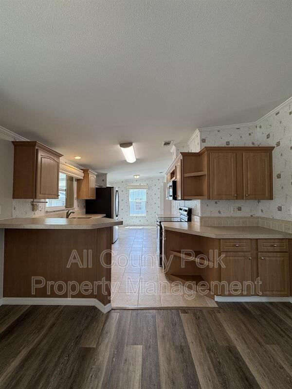 106 Reineke Rd - Photo 7 of 35