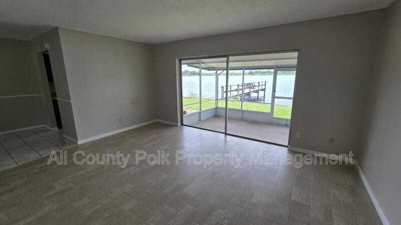 927 S Buena Vista Dr - Photo 2 of 15