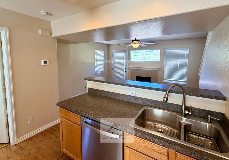 66 Vale Cir - Photo 5 of 16