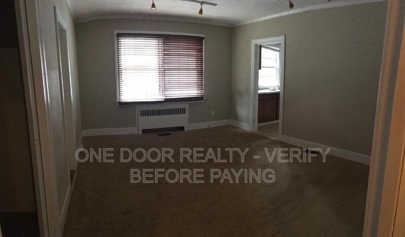 1107A Richmond Rd - Photo 5 of 12