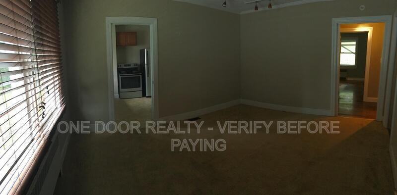 1107A Richmond Rd - Photo 6 of 12