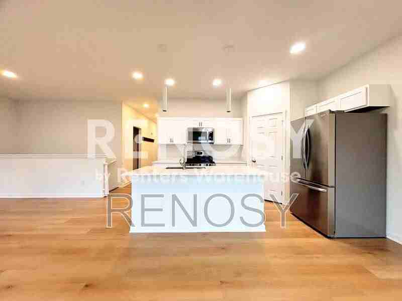 1011 Polk St - Photo 7 of 33