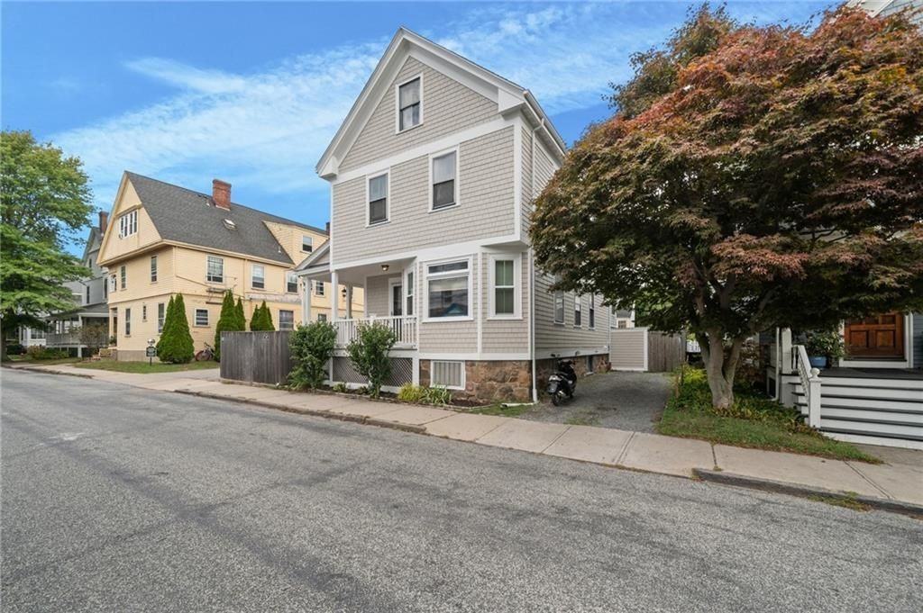 28 Rhode Island Ave - Photo 2 of 48